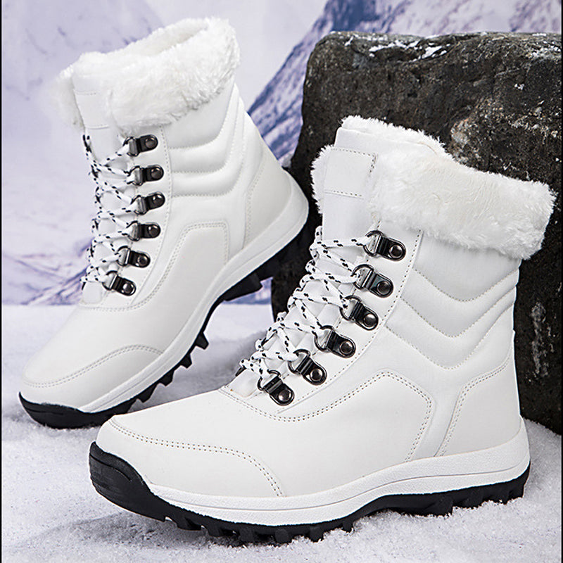 Fashionable, warm high-top boots